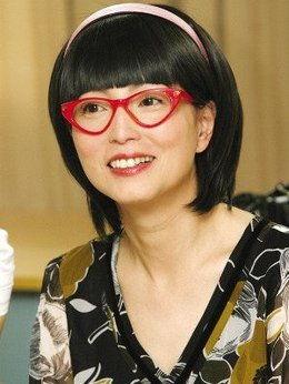 苑琼丹头条号视频,揭秘明星幕后生活，笑料百出！