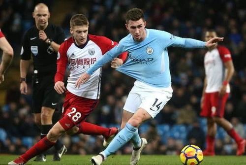 曼城后卫今日头条,揭秘球星背后的故事与赛场风采