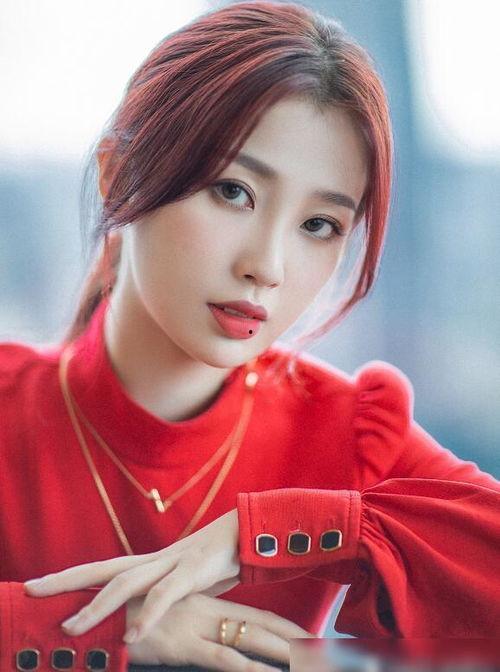 虞书欣明星对比,探寻青春偶像的独特风采