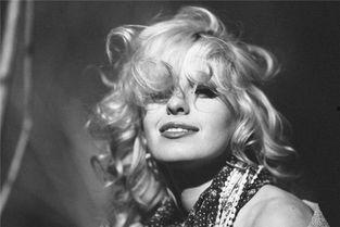 梦见和女明星,我与女明星的奇幻邂逅